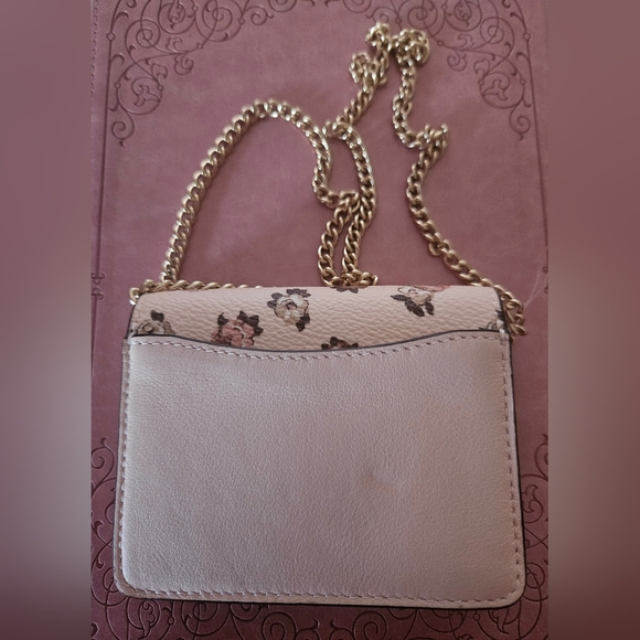 NWT Coach Mini Wallet On A Chain With Rosette Print CZ022 - Picture 4 of 6
